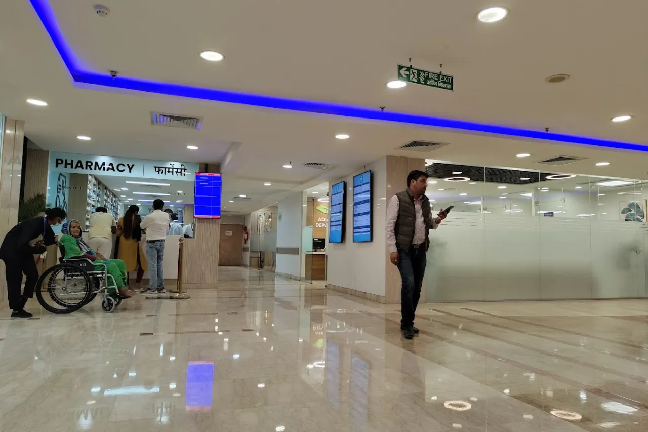 Paras Hospital Gurgaon 3