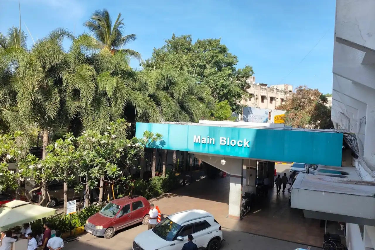 Apollo Hospital Chennai Main Block