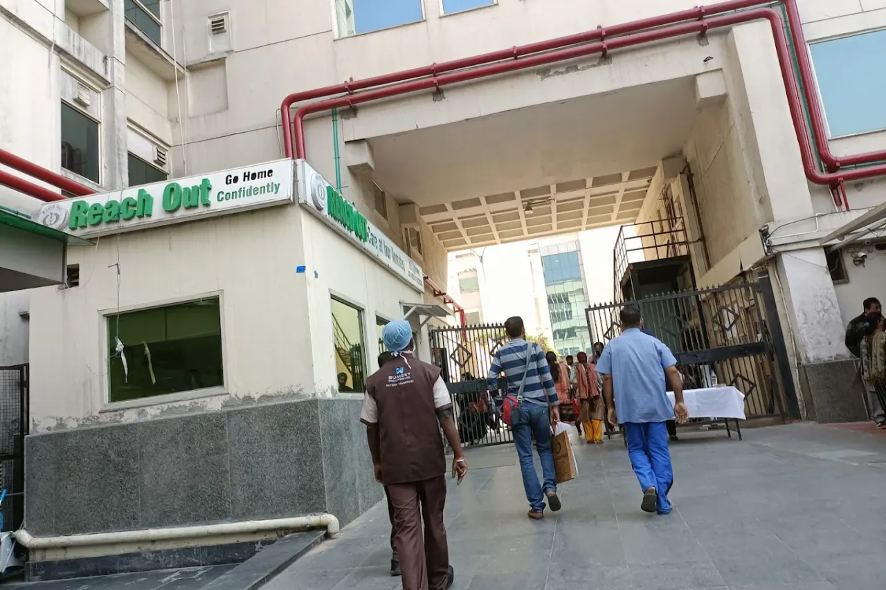 Sir Ganga Ram Hospital, New Delhi 4