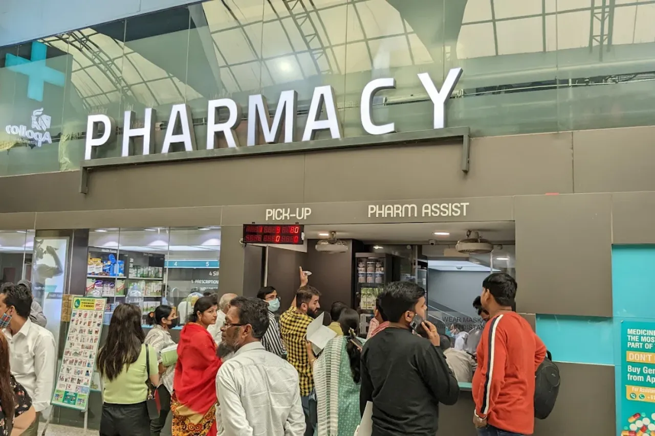 Indraprastha Apollo Hospital 6