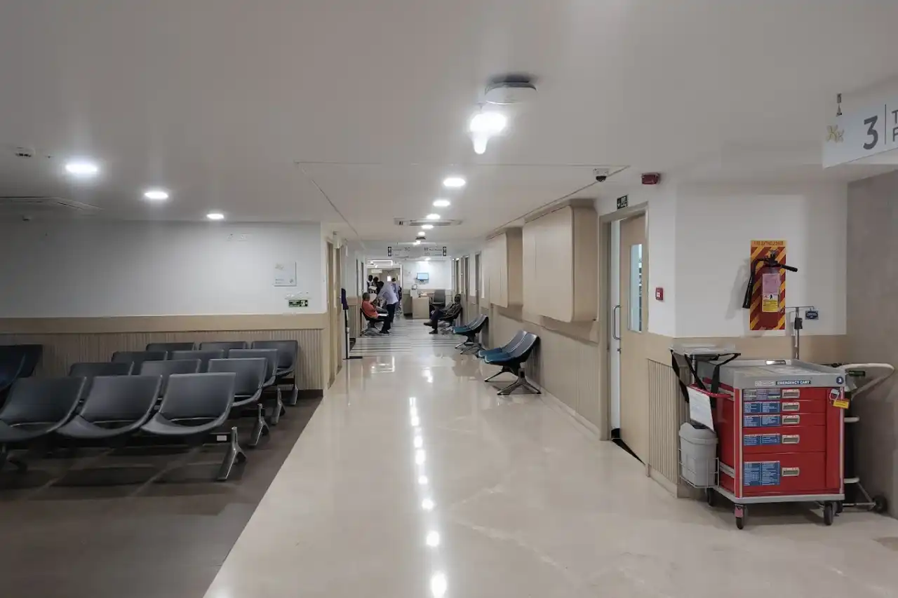 Apollo Hospital Chennai Lobby