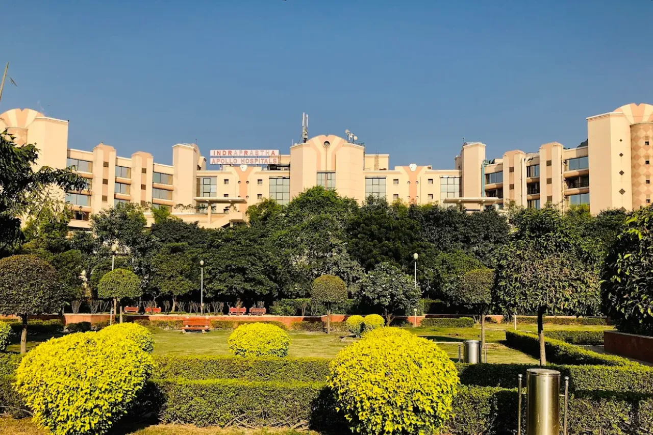 Indraprastha Apollo Hospital 4